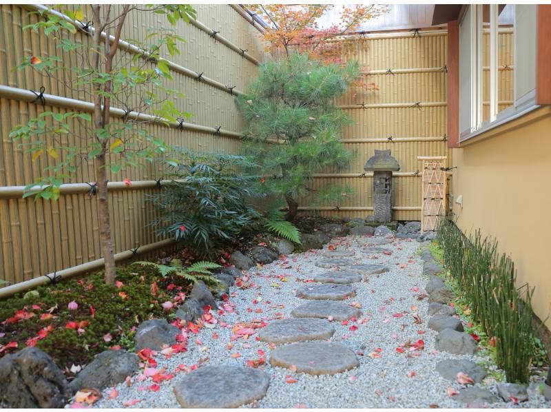 【京都・清水寺】　舞妓お庭プラン27,500円→12,900円(税別)