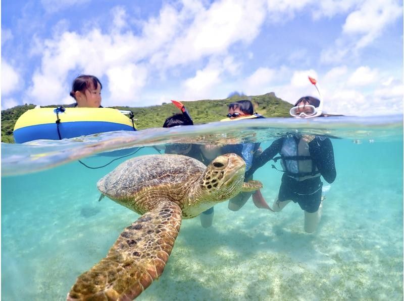 【宮古島・ドローン撮影無料！】ユニの浜＆ウミガメシュノーケルツアー！遭遇率100%継続中！1才〜参加可能！